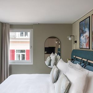 Studio Moyenne Lit King-Size